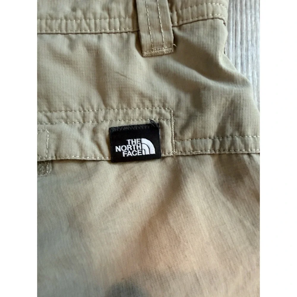 The North Face Mens 32 Horizon‎ Cargo Utility Shorts Beige Lightweight Hiking
